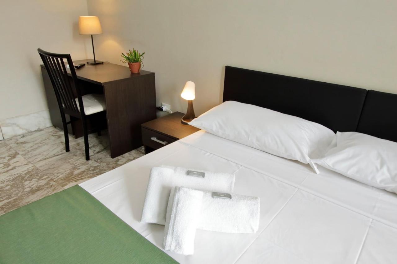 Lucky Stars Rooms Roma Ngoại thất bức ảnh