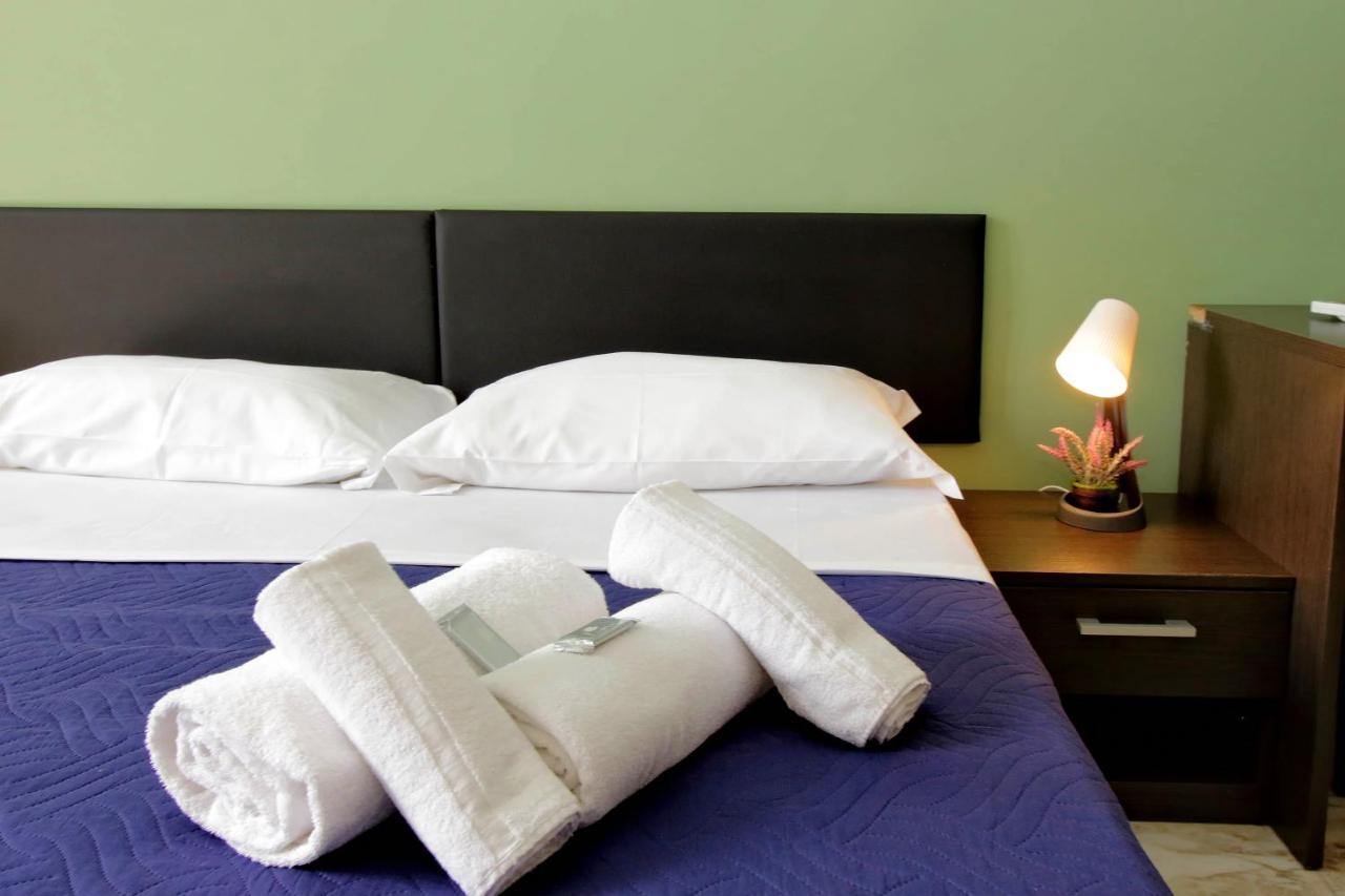 Lucky Stars Rooms Roma Ngoại thất bức ảnh